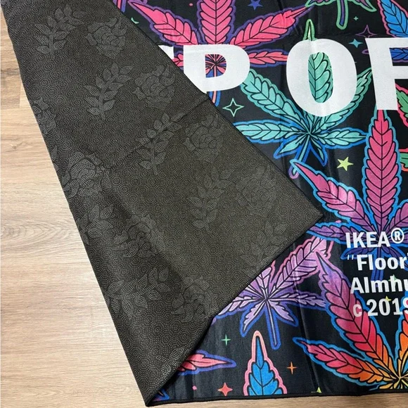 Keep Off Multicolor Leaf Pattern Rug - Picture 2 of 2